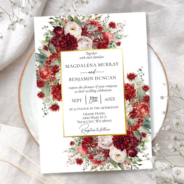 Invitación Elegante Crimson Rojo Florals Boda del marco dorad (Subido por el creador)