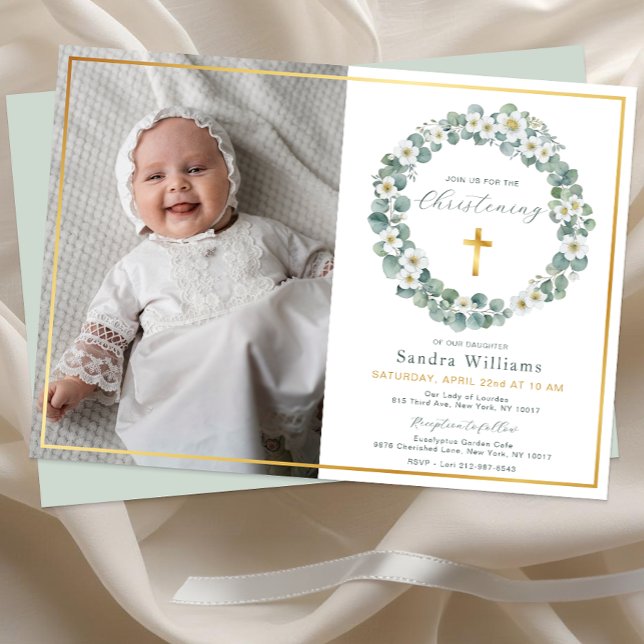 Invitación Elegante cruz de oro Eucalyptus verde foto (Elegant Baptism Invitation)