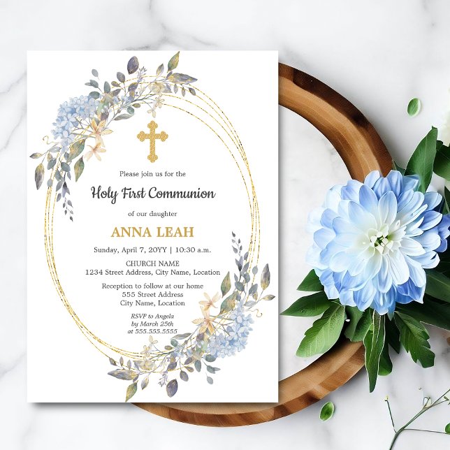 Invitación Elegante Cruz de Oro Floral Primera Comunión (Beautiful gold cross and floral holy first communion invite front view.)