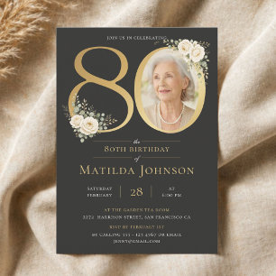 Invitación Elegante Cumpleaños 80 con Foto Floral Dorada