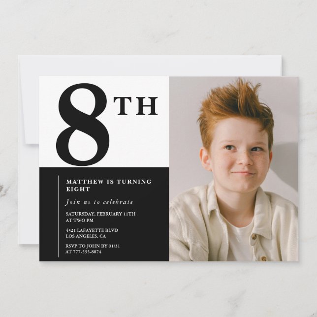 Invitación elegante de cumpleaños número 8 Negra C (Anverso)