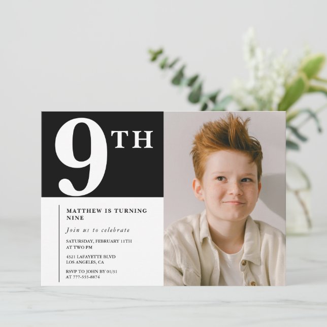 Invitación elegante de cumpleaños número 9 para ni (Anverso de pie)