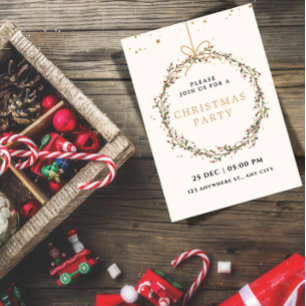 Invitación elegante de fiesta de Navidad con coron