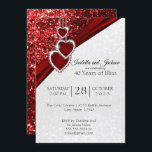 Invitación Elegante diseño del 40° Aniversario del Purpurina<br><div class="desc">Fiesta de aniversario y plantillas de invitación a eventos. Diseño de aniversario de Ruby 40, 52 o 80 listo para su personalización. Destacado en un oscuro rubí rojo y blanco falso fondo purpurina con un rubí rojo de la cadena del corazón colgante del corazón. Esta hermosa invitación a la fiesta...</div>