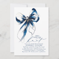 Elegante ducha de boda azul y dorada con lazo