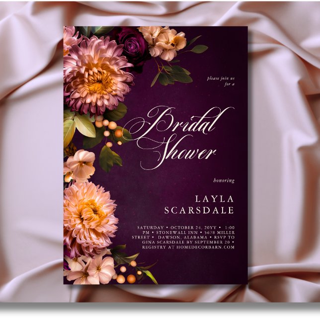 Invitación Elegante ducha de novia con escritura floral borgo (Elegant Burgundy Moody Floral Script Bridal Shower Invitation)