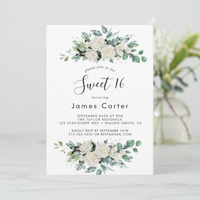 Invitación Elegante dulce floral blanco Dieciséis cumpleaños (Anverso de pie)