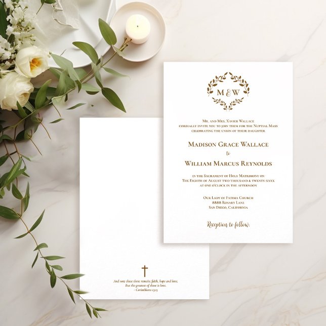 Invitación Elegante Escudo dorado y blanco Boda católico mode (Monogram laurel wreath leaves faux gold cross bible verse modern catholic wedding invitation.)