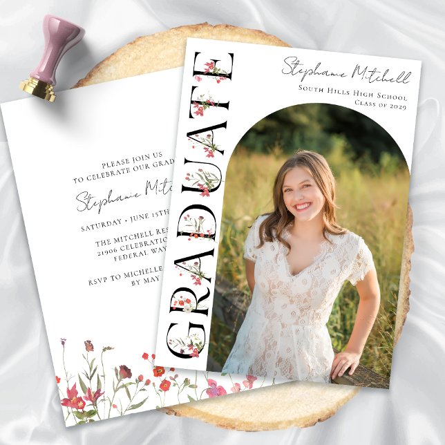 Invitación Elegante fiesta de graduación de fotos de flores s (Elegant Wildflower Photo Graduation Party Invitation)