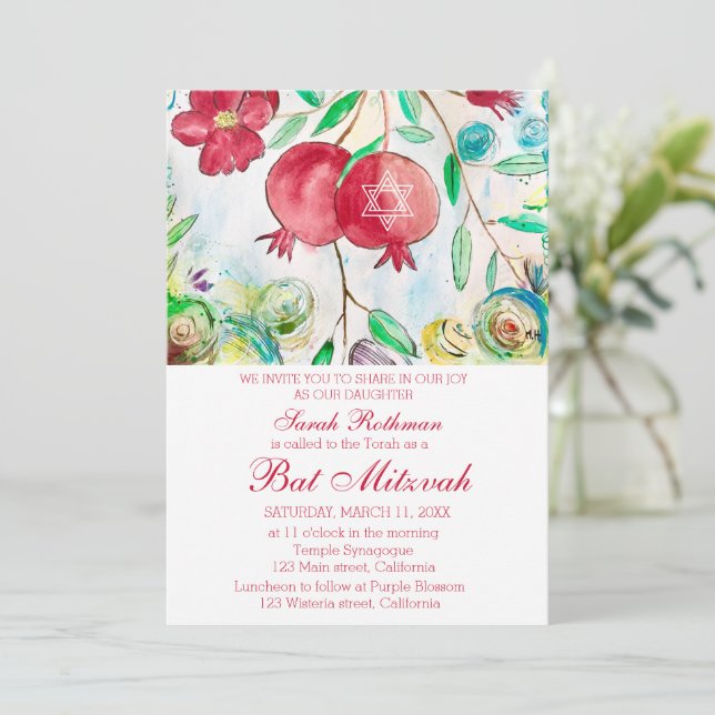 Invitación Elegante Fiesta Floral Judía de Granada Bat Mitzva (Anverso de pie)