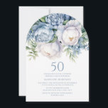 Invitación Elegante floral blanca y azul turquesa 50º arco de<br><div class="desc">Elegante y polvorienta invitación en forma de arco de la fiesta de cumpleaños número 50 de las mujeres florales azules y blancas. Esta invitación se puede comprar impresa o como invitación digital para compartirla con familiares y amigos en medios sociales o a través de correo electrónico. Comuníquese conmigo para obtener...</div>