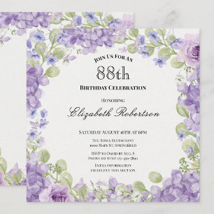 Invitación elegante floral púrpura para cumpleaños