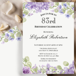 Invitación elegante floral púrpura para el cumplea