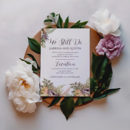 Invitación Elegante Floral Púrpura Seguimos Jurando Renovació
