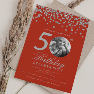 Invitación Elegante foto 50 cumpleaños Silver Confetti rojo