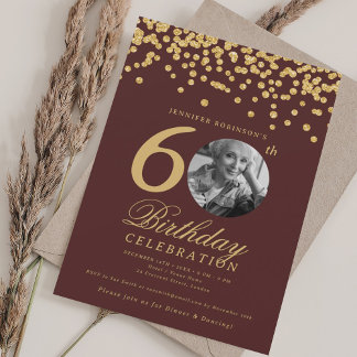 Invitación Elegante foto 60 cumpleaños Confetti de oro Borgoñ