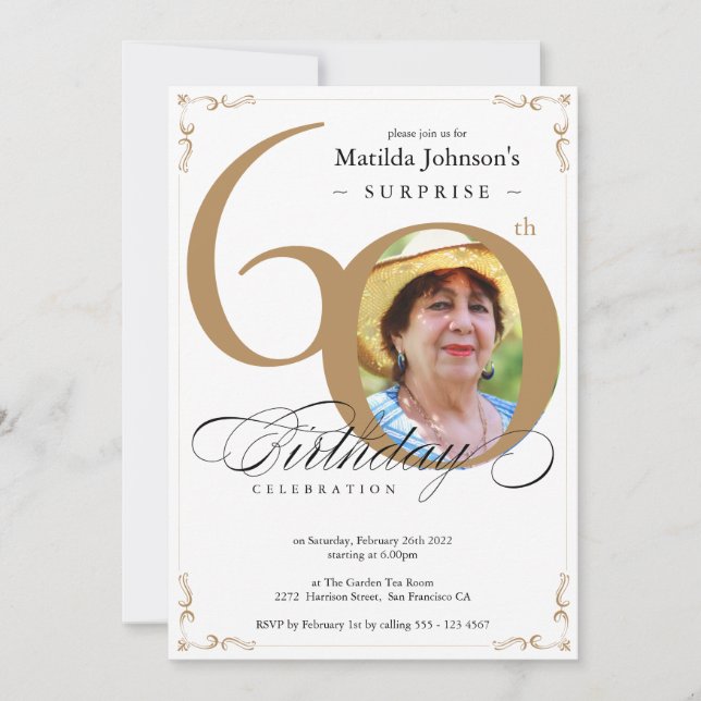 Invitación Elegante foto blanca dorada sorprende 60 cumpleaño (Anverso)