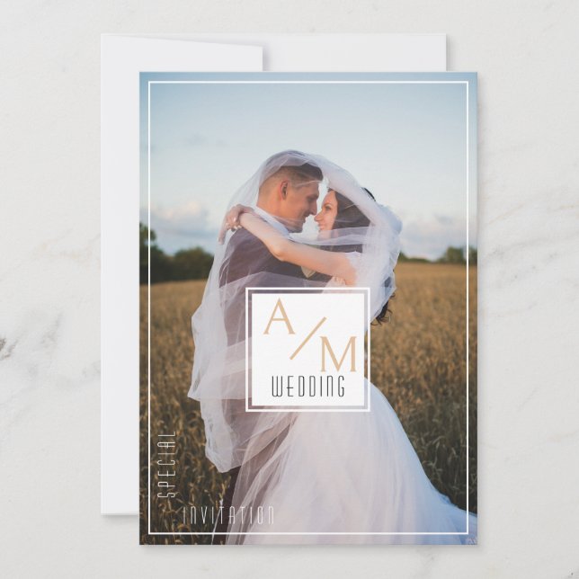 Invitación Elegante Foto de Monograma Chic (Anverso)