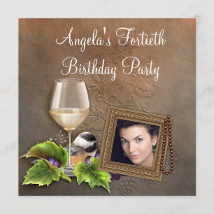 Invitación Elegante Foto de Mujer con Vino Blanco Cumpleaños 