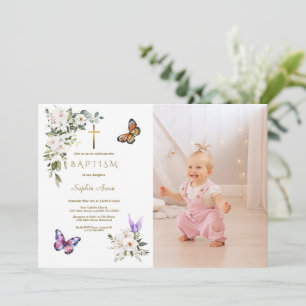 Invitación Elegante foto de niña con mariposa y lirio blanco 