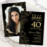 Invitación Elegante foto de oro negro sorprende por 40 cumple<br><div class="desc">Elegante invitación a la fiesta de cumpleaños 40 en negro y oro con tu foto en la parte trasera de la tarjeta. El moderno diseño femenino moderno presenta acentos botánicos y tipografía. Sencilla tarjeta de invitación floral perfecta para una elegante celebración de cumpleaños sorpresa femenina. Se puede personalizar a cualquier...</div>