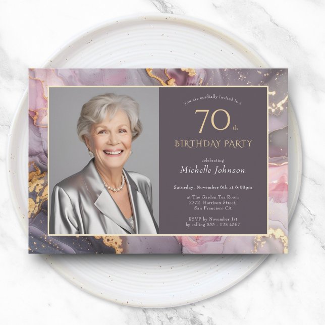 Invitación Elegante foto de oro rosado 70 cumpleaños (Elegant Pink Gold Photo 70th Birthday Invitation)
