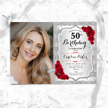 Invitación Elegante foto de rosas rojas plateadas 50 cumpleañ<br><div class="desc">Elegante invitación de 50 años floral femenina con tu foto. Diseño de vidrio con falsa plata purpurina. Presenta rayas, rosas rojas, letra de guión y confeti. Perfecto para un elegante fiesta de celebración de cumpleaños. Personaliza con tus propios detalles. ¡Se puede personalizar para cualquier edad! Invitaciones Zazzle impresas o una...</div>