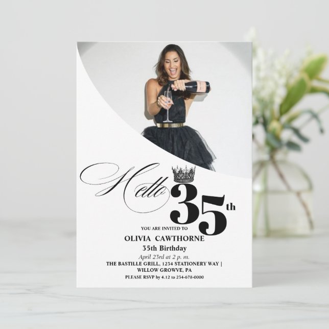 Invitación Elegante foto moderna 35º cumpleaños negro blanco (Anverso de pie)