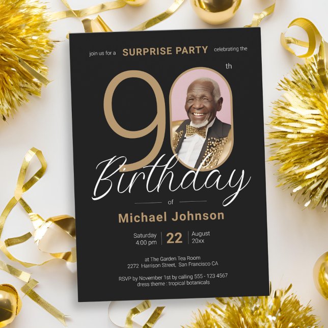 Invitación Elegante foto Oro Negro Sorpresa 90 cumpleaños (Elegant Photo Gold Black Surprise 90th Birthday Invitation)