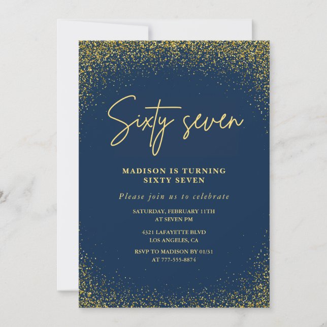 Invitación Elegante Glam Navy Dorado Brillo Cumpleaños 67 (Anverso)
