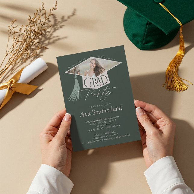 Invitación Elegante Grad Cap & Tassel Photo Graduation Party (Elegant Grad Cap & Tassel Photo Graduation Party Invitation)