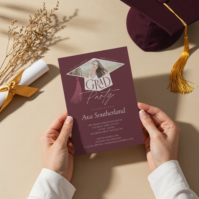Invitación Elegante Grad Cap & Tassel Photo Graduation Party (Elegant Grad Cap & Tassel Photo Graduation Party Invitation)