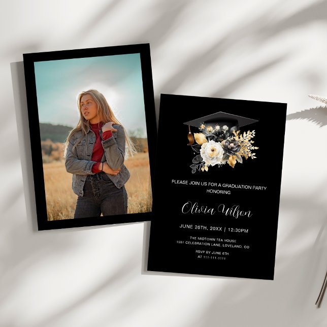 Invitación Elegante Graduación de Foto de Flores de Oro Blanc (Elegant Black White and Gold Flowers photo Graduation Party Invitation)