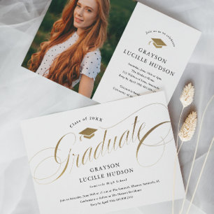 Invitación Elegante Graduación de Fotos con Guión de Oro