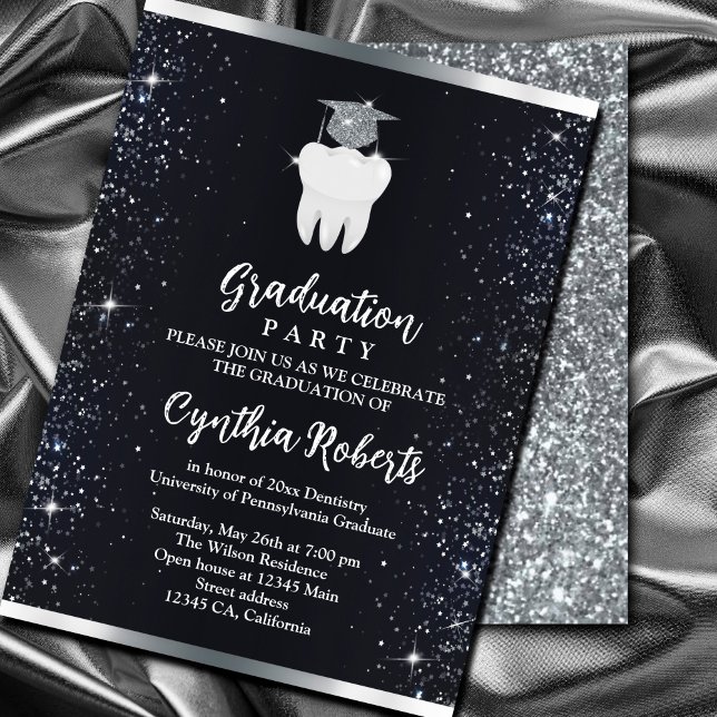 Invitación Elegante Graduación Dental con Espuma de Plata Neg (Elegant Black Silver Sparkle Dental Graduation Invitation. A chic black background, #silver)