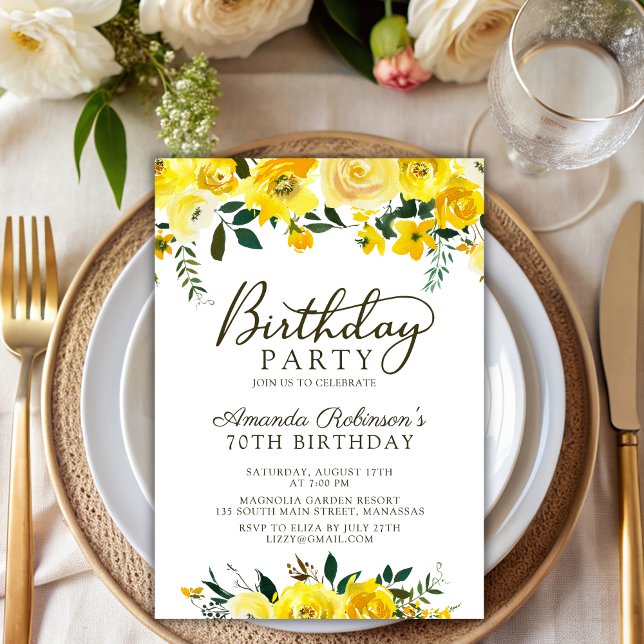 Invitación Elegante guión amarillo rosa floral 70 cumpleaños (Subido por el creador)