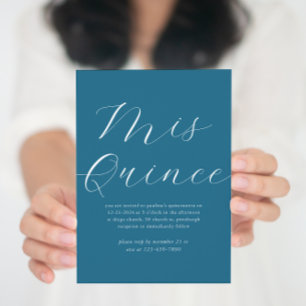 Invitación Elegante Guión Blanco Azul Quinceañera