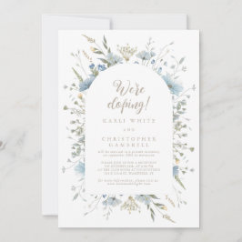 Invitación Elegante guión elegante y agitado floral azul
