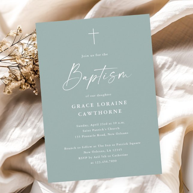 Invitación Elegante guión moderno Sage Green Baptism (Modern elegant script sage green gender neutral baptism invitation.)