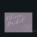 Invitación Elegante guion turbio morado Bat Mitzvah<br><div class="desc">Invite a sus huéspedes con estilo con esta invitación contemporánea a Bat Mitzvah, con una minimalista composición horizontal y elegante caligrafía de escritura en blanco sobre un fondo turbio morado. El diseño, limpio y moderno, desprende sofisticación, al mismo tiempo que mantiene un tono cálido y acogedor. Perfecto para celebrar este...</div>