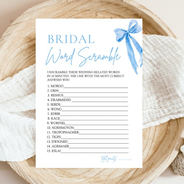 Invitación Elegante juego de palabras escramble de bodas azul (Modern Elegant Watercolor Dusty Blue Bow Bridal Word Scramble Game)