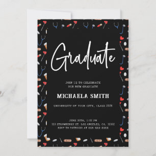 Invitación Elegante Licenciada en Enfermería de Negro Graduad