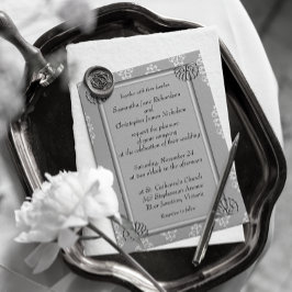 Invitación Elegante matrimonio plateado y blanco Damasco
