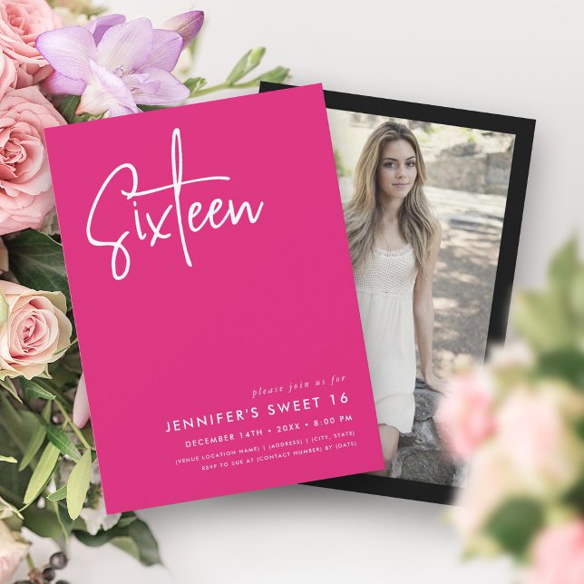 Invitación Elegante Mínimo Dulce de Foto Rosa Caliente 16 (Elegant Minimal Hot Pink Photo Sweet 16 Invitation)