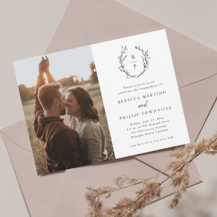 Invitación Elegante Monograma Compromiso de fotografías en bl