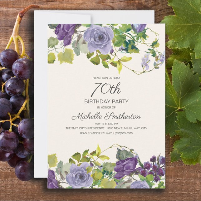 Invitación Elegante Morado Acuarela Floral 70 cumpleaños (Elegant purple watercolor floral 70th birthday party invitation for adults. )