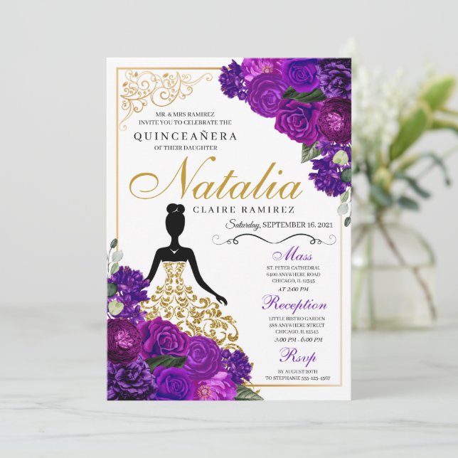 Invitación Elegante Morado Floral Quinceanera Cumpleaños (Anverso de pie)