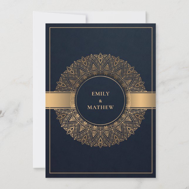 INVITACIÓN ELEGANTE NAVY GOLD CLASSIC ORNATE MANDALA BODA (Reverso)