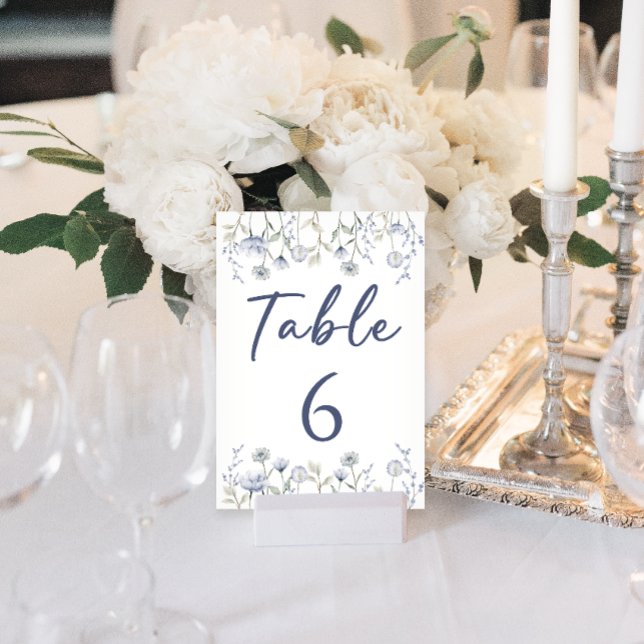 Invitación Elegante número de tablas de bodas de flores silve (Subido por el creador)