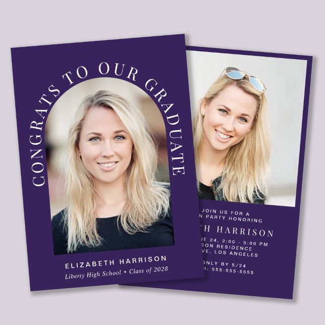 Invitación Elegante Partido de Graduación Púrpura de Foto Arc (An elegant arch photo graduation party invitation to celebrate the graduate's achievements)